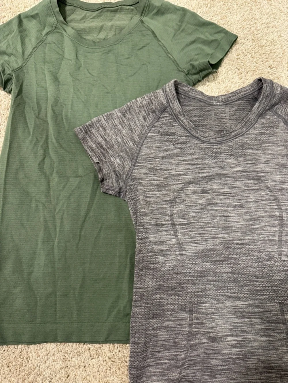 Lululemon Swiftly Tech Short Sleeve Shirt - Picture 2 of 2